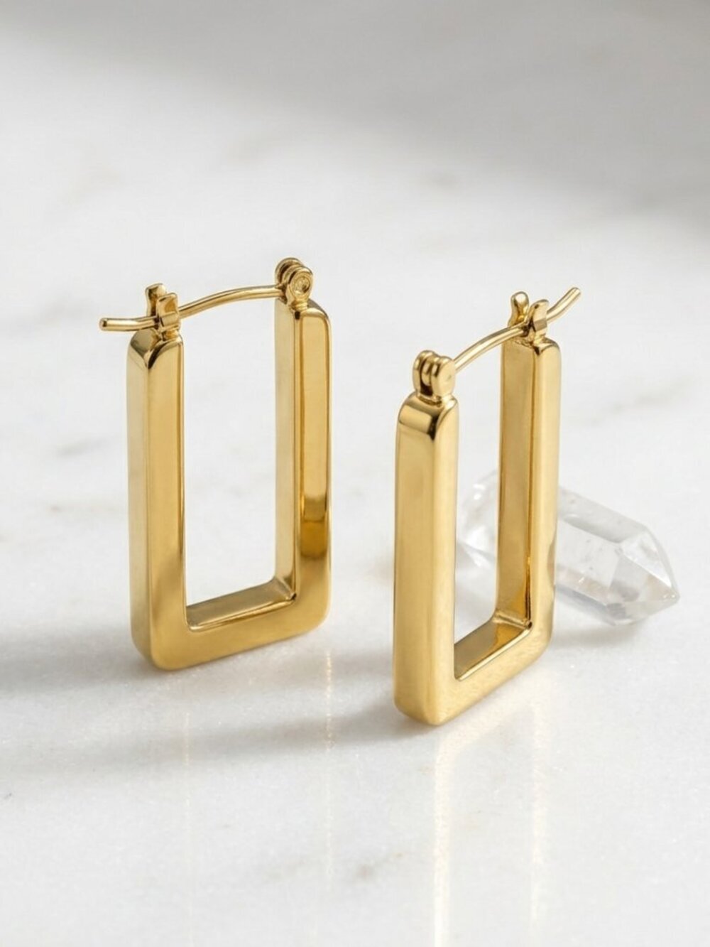 Minimalist Old Money 18K Gold Rectangle Geometric Drop Hoop Earrings NWT